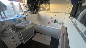 Photo 5- click for photo gallery